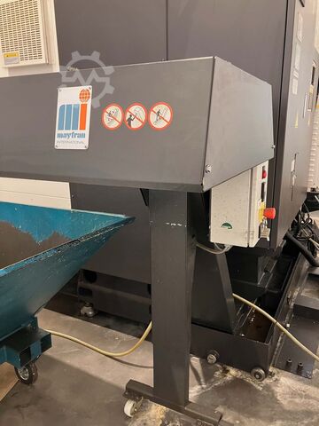 Vertical machining center Okuma GENOS M560-V-e