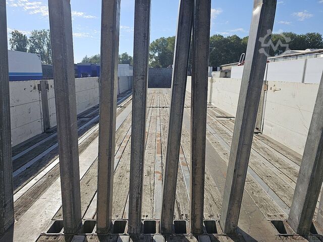 Loading platform with walls GROENEWEGEN 40.05 DRO-15-27B GALVANISED 12.2M