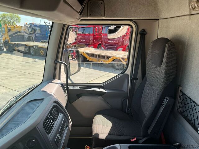 Refrigerated/frozen transport DAF LF 220 FA