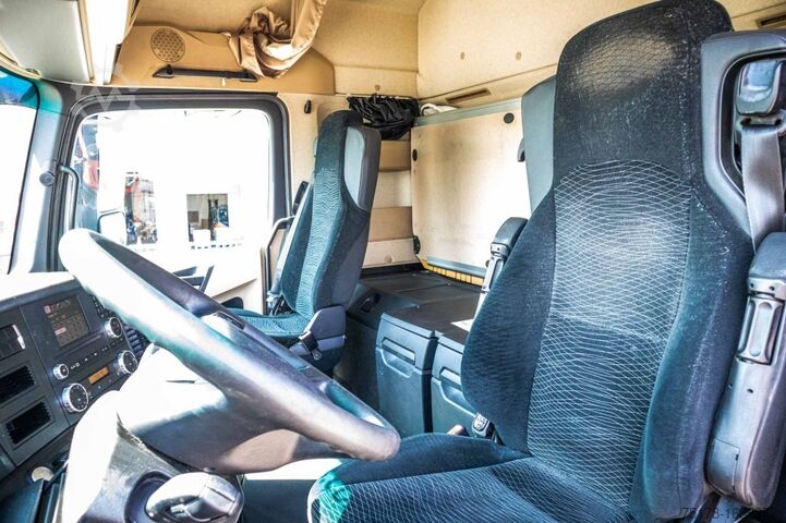 Standard tractor MERCEDES ACTROS 1848 LS