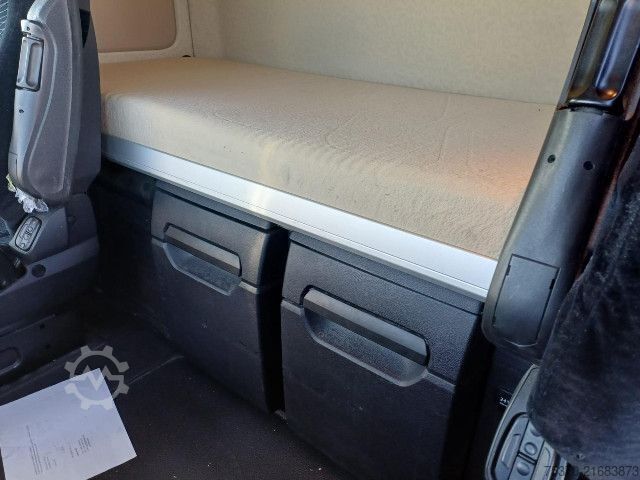 Standard SZM Mercedes-Benz ACTROS