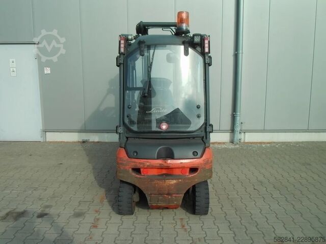 Elektro-Gabelstapler 4-Rad LINDE E 20 PL - 02