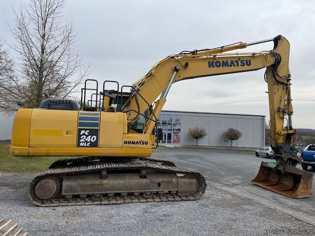 Kettenbagger Komatsu PC240NLC-10