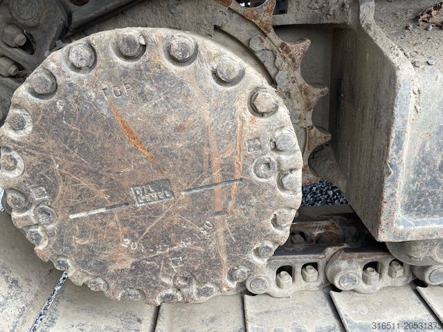 Kettenbagger Komatsu PC240NLC-10