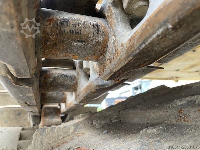 Kettenbagger Komatsu PC240NLC-10