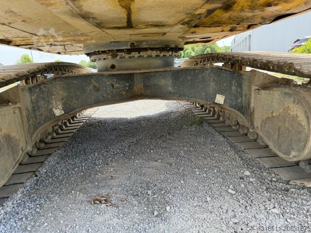Kettenbagger Komatsu PC240NLC-10