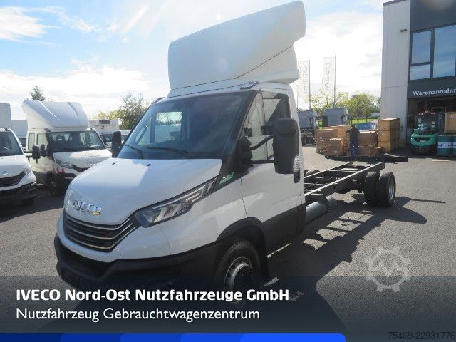 Transporter Fahrgestell IVECO 70C14GA8/P - CNG