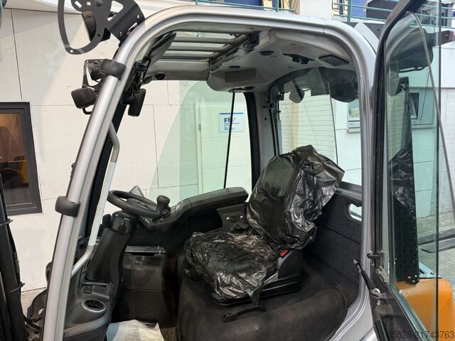 Diesel Forklift Still RX 70-25 / STVZO / Lack NEU