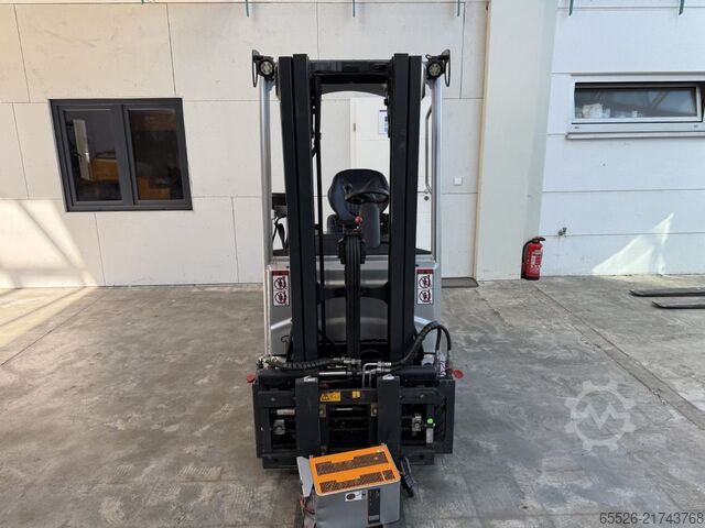 Electric 3-wheel forklift Still RXE 15 / ZVG+SS / nur 129 Std.