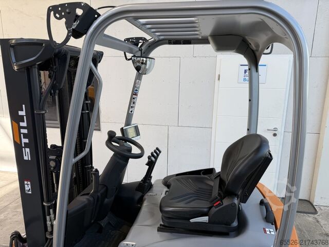 Electric 3-wheel forklift Still RXE 15 / ZVG+SS / nur 129 Std.