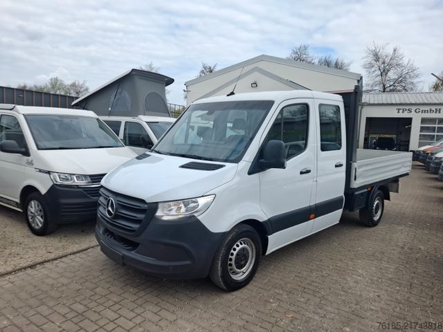 Pick-up van MERCEDES-BENZ Sprinter 216 CDI Doka  1. Hand