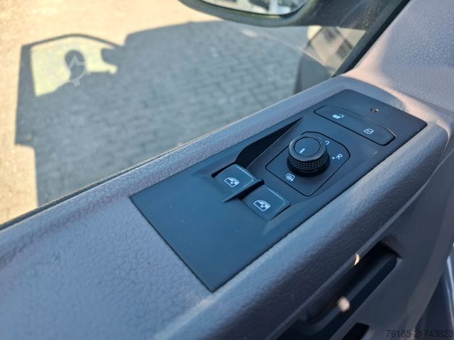 Pick-up van VW T6.1 Doka  1. Hand Klima