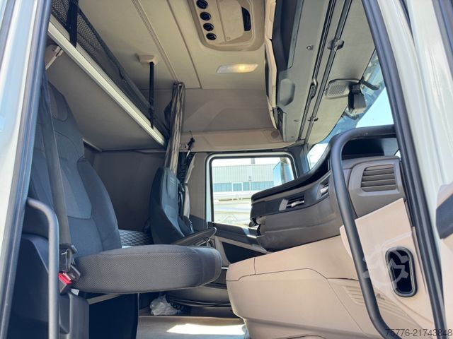 Standard tractor unit DAF XG 480 FT   Standklima 2 x TANK 1.195Ltr