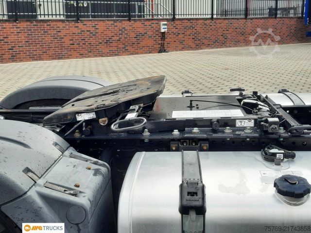 Volume tractor unit MAN 18.510 TGX GX Hubsattel Retarder Standklima