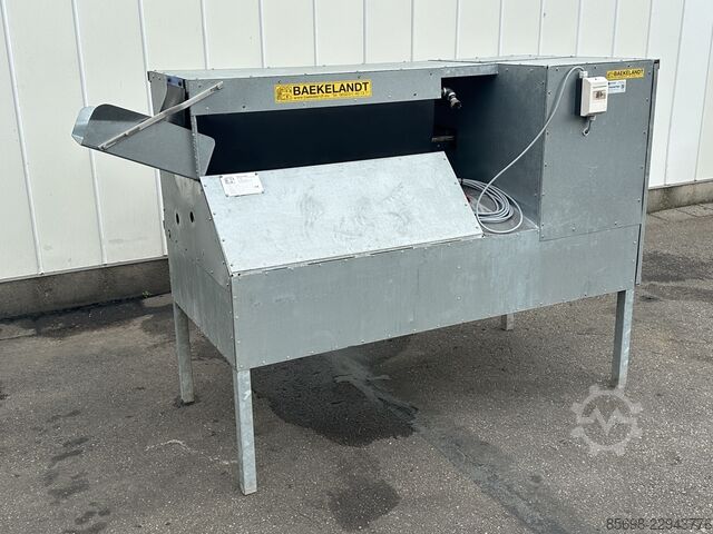 Baekelandt celeriac washer with brushes BAEKELANDT 