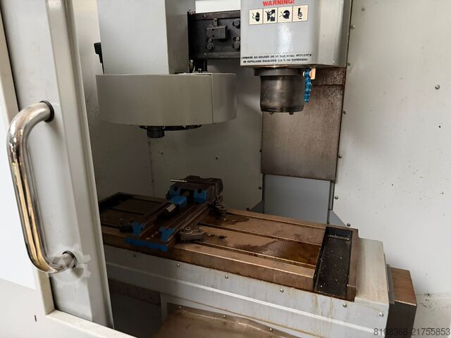 Haas MiniMill vertical machining center HAAS Super Mini Mill