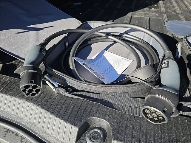 Suitcase MERCEDES-BENZ ECITAN 51kWh L1 290Km WLTP