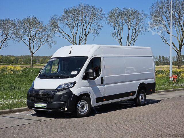 High-roof van PEUGEOT BOXER 2.2 L4H2 Automaat Navi