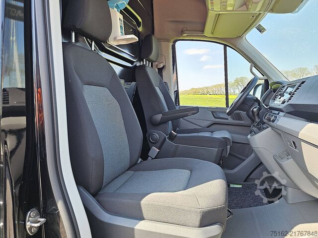 High-roof van VOLKSWAGEN CRAFTER 35 2.0 L4H3 Automaat Euro6