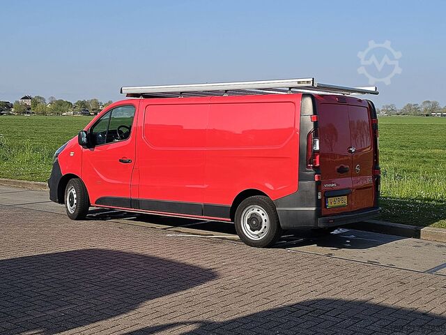High-roof van OPEL VIVARO 1.6
