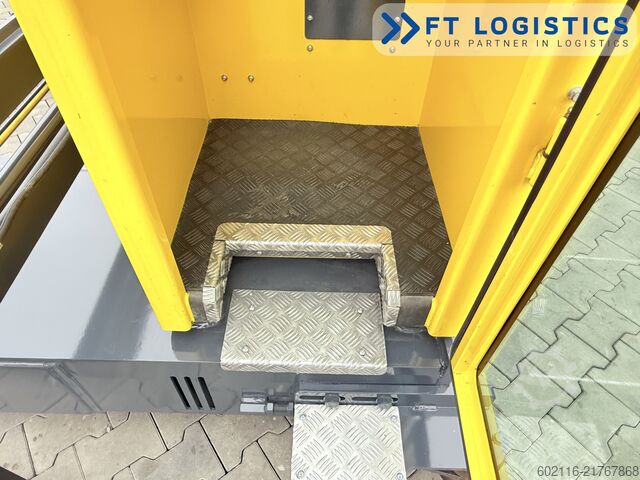 4-way forklift Combilift C3000STE TRIPLEX WIDE POSITIONER CABIN