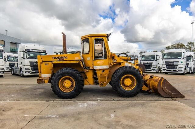 Wheel loader HANOMAG 44C