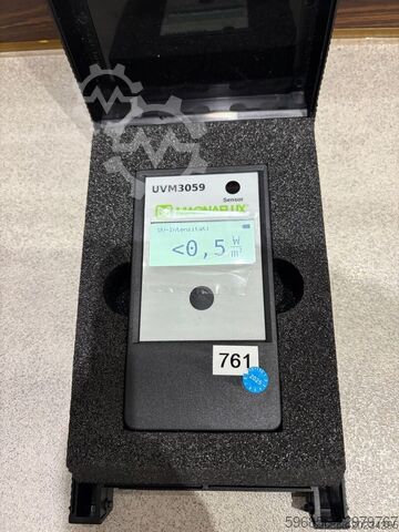 Digital UV-A radiation intensity meter MAGNAFLUX UVM3059 UV-A MAGNAFLUX UVM3059 Cyfrowy miernik natężenia promieniowania