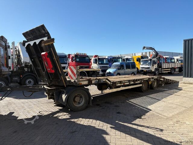Low loader MUELLER MITTELTAL D3 + HYDROLIC FRONT/BACK LOADER + 3 AXLE + SPEC...
