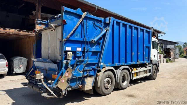 Garbage truck MAN TGA 26.320 6x2-2 BL Euro 4 Müllwagen Bj 2008