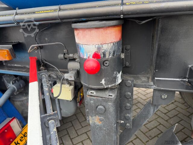 Blender Floor FLO 17 30HA Mixertrailer 14 m3 With seperate en...