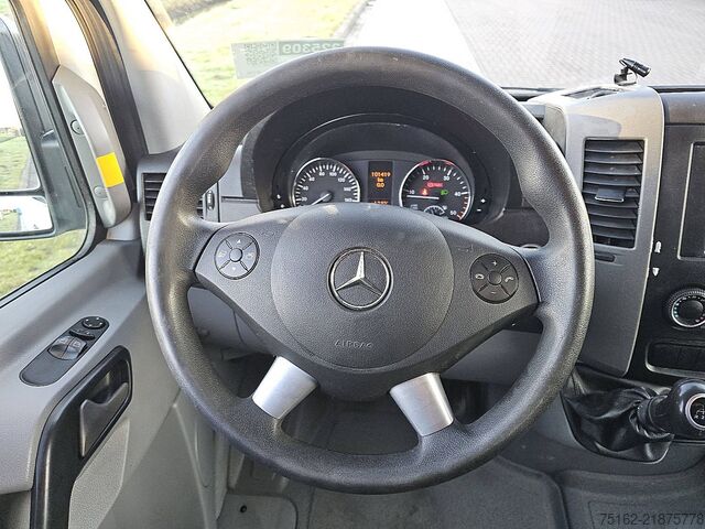 High-roof van MERCEDES-BENZ SPRINTER 316 L2H2 3.5T-Trekhaak!