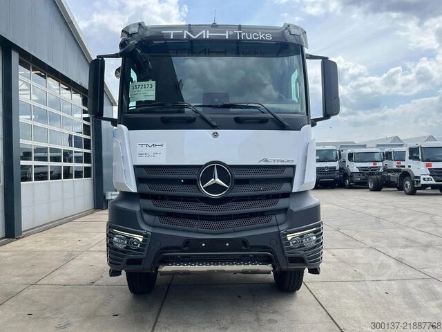 Standard-SZM Mercedes-Benz Actros 3348 S 6x4 Tractor Head
