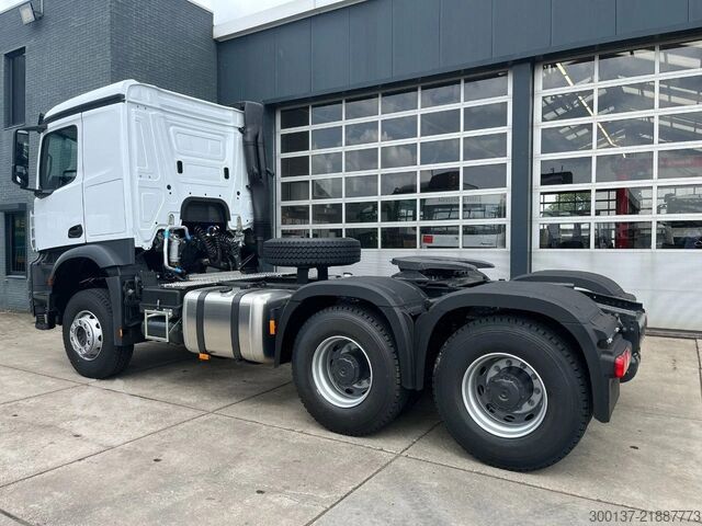 Standard-SZM Mercedes-Benz Actros 3348 S 6x4 Tractor Head