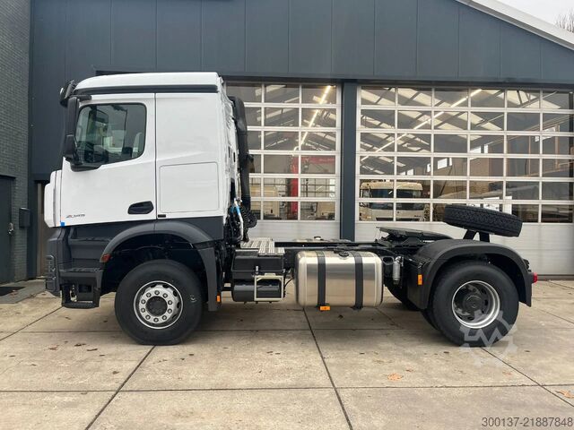Standard-SZM Mercedes-Benz Actros 2045 S 4x2 Tractor Head