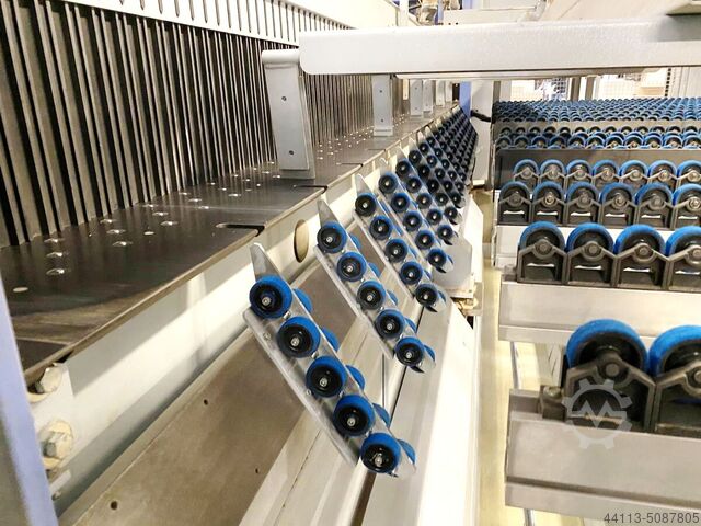 PLATTENAUFTEILSAeGE WINKELANLAGE HOLZMA (HOMAG GROUP) HKL 570 / 56 / 22 Profiline