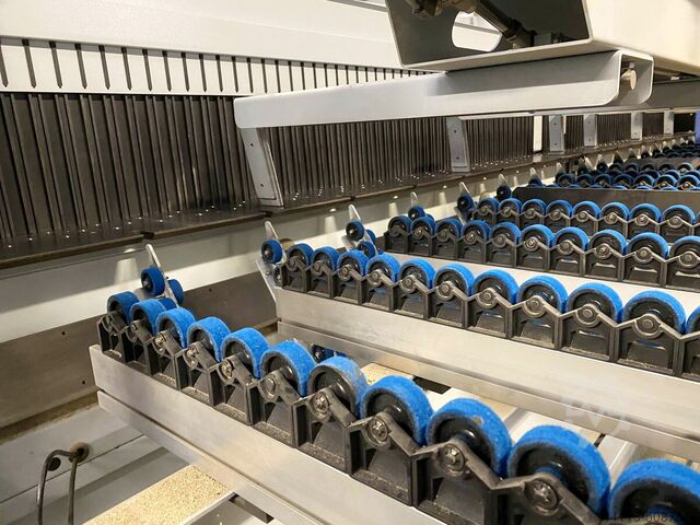 PLATTENAUFTEILSAeGE WINKELANLAGE HOLZMA (HOMAG GROUP) HKL 570 / 56 / 22 Profiline