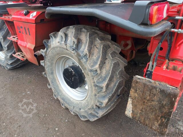 Rotierender Teleskoplader Manitou MRT1742