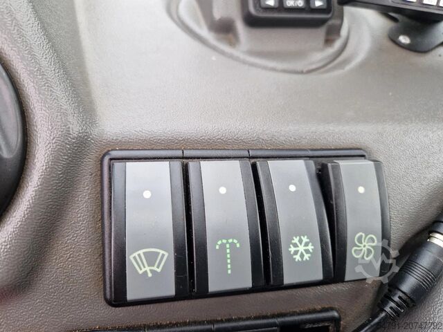 Rotierender Teleskoplader Manitou MRT 2550+ AC