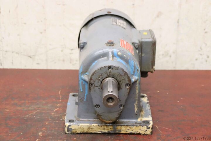 Gear motor 0.8 kW 50 rpm ABM Baumüller IIb / DLB 421