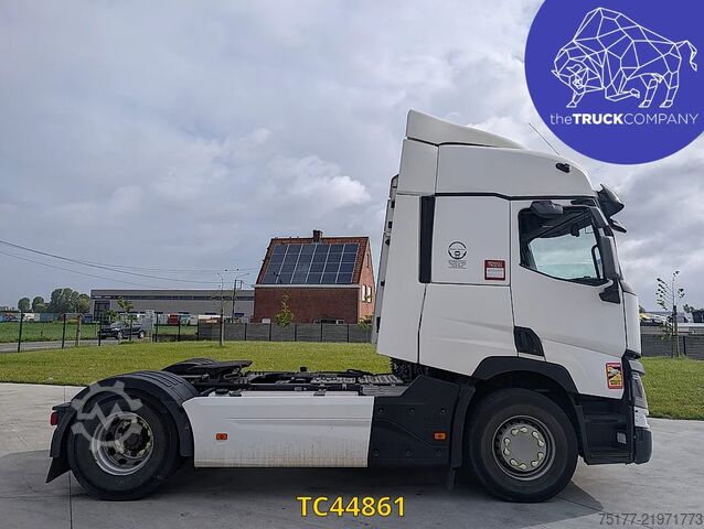 Standard-SZM Renault T 440