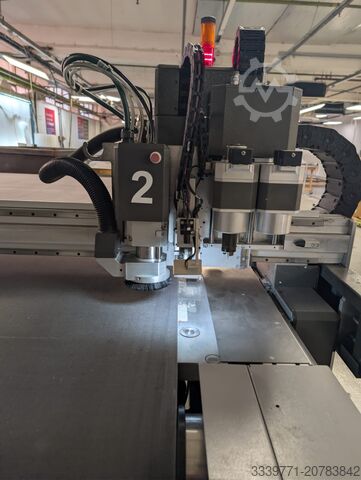 Schneidemaschine Blackman and White Versatech