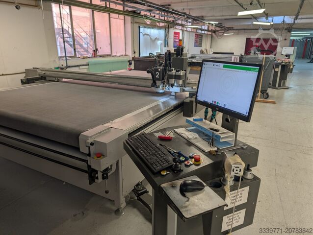 Schneidemaschine Blackman and White Versatech