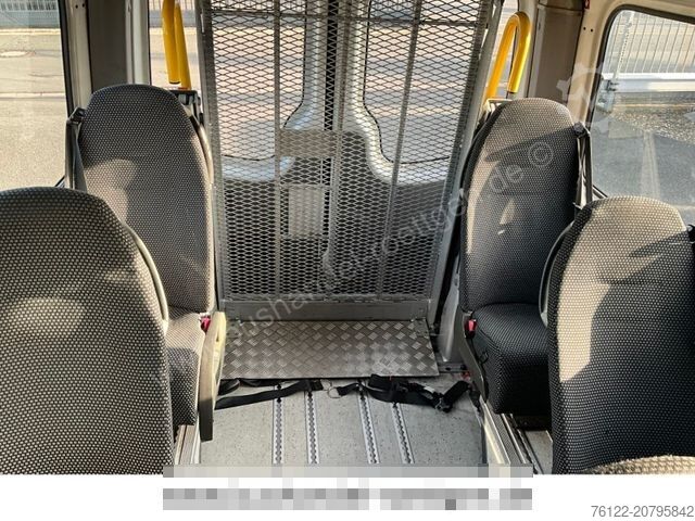 Kleinbus MERCEDES-BENZ Sprinter/515CDI/Rollstuhllift