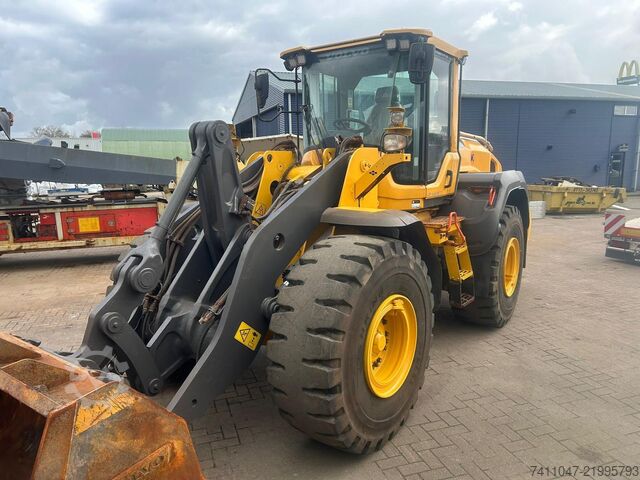 Wheel loader Volvo L120H