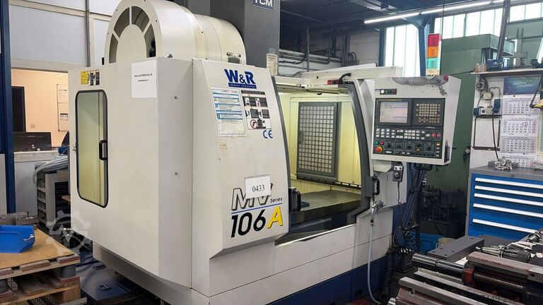 Vertikales Bearbeitungszentrum YCM MV106A