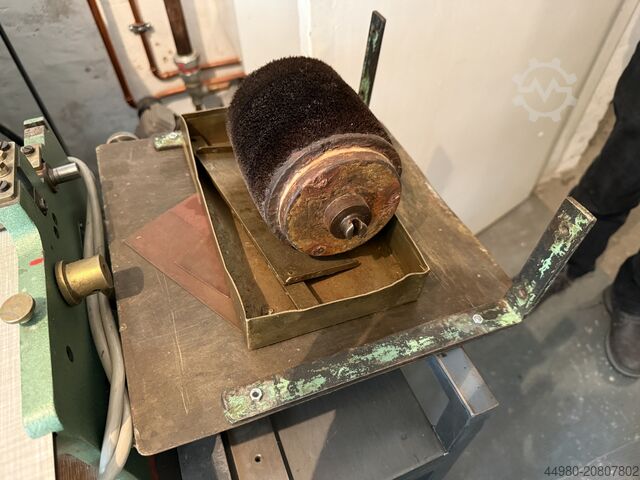 Buchblock-Anleimmaschine PRAKMA