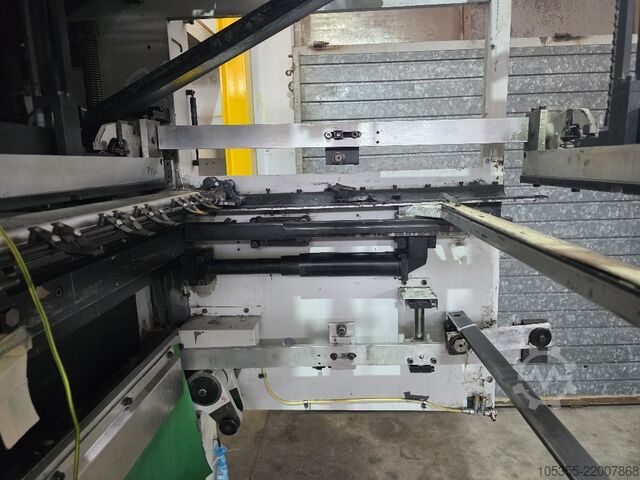 104 Die Cutter Bobst SP 104 E