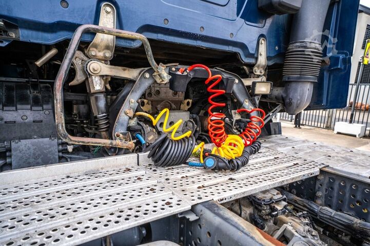 Standard tractor MERCEDES ACTROS 1846 BLS +ADR