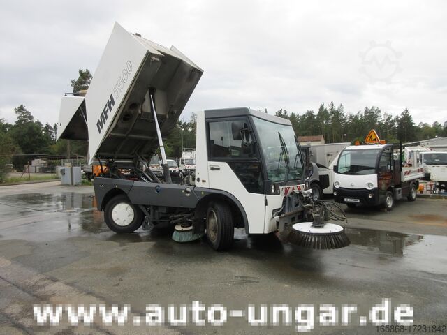 Kehrmaschine Aebi MFH 5500 Bj. 2012 Euro 5 Hochentleerung