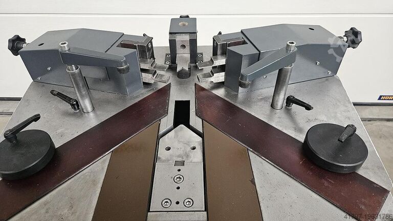 Eckverbindungspresse Rapid HP 208 Anton / Rapid HP 208